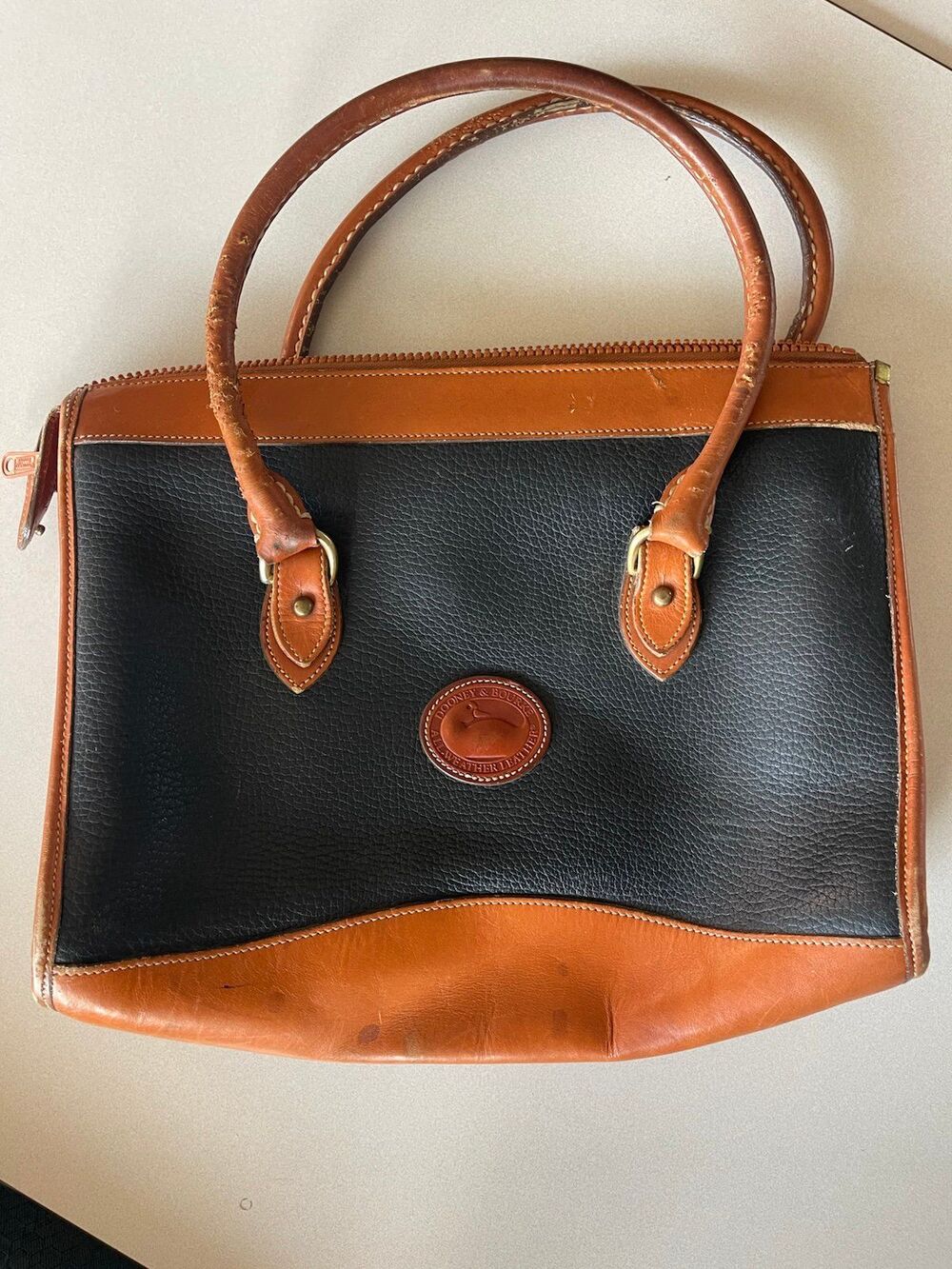 VNTG Dooney & Bourke Purse Pebbled Leather Tote Navy Tan/Brown Rectangle